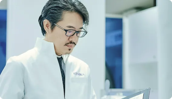 平岡孝浩 先生